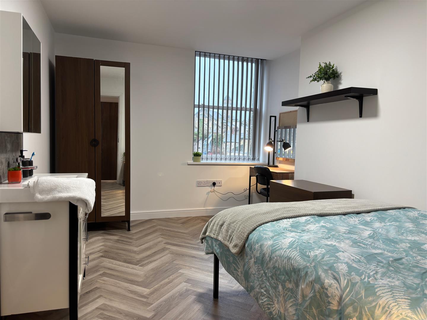 Flat 4, 10 Pitt Street, Lancaster, LA1 1NX